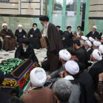 رونمایی از سنگ مزار مرحوم آیت الله العظمی گلپایگانی رونمایی از سنگ مزار مرحوم آیت الله العظمی گلپایگانی - آیت الله میلانی