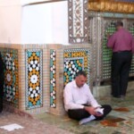 حضور حضرت آیتالله میلانی بر سر مزار علّامه مجلسی و علمای تخت فولاد اصفهان حضور حضرت آیتالله میلانی بر سر مزار علّامه مجلسی و علمای تخت فولاد اصفهان