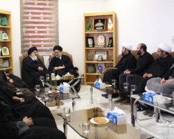 بازدید حجج اسلام موسوی و بحرالعلوم از اساتید حوزه علمیه نجف اشرف از بنیاد فرهنگی امامت
